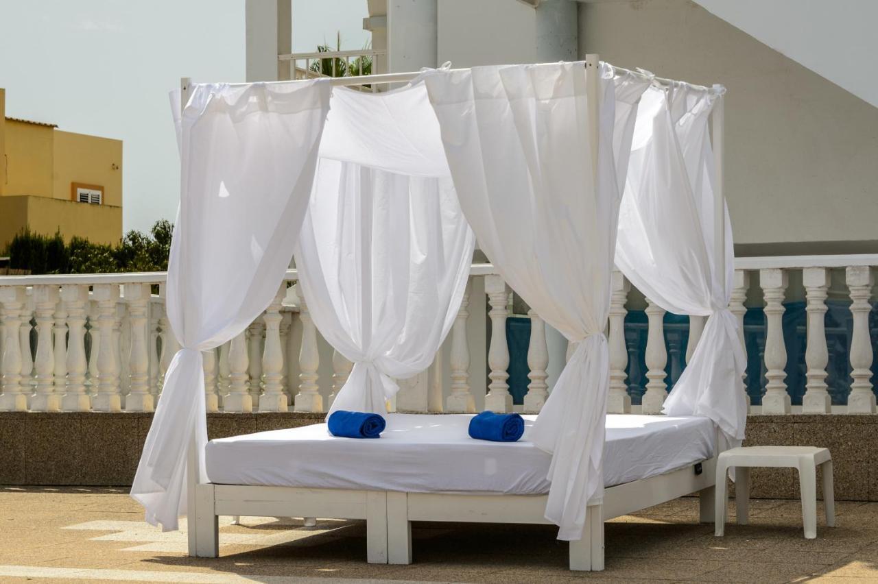 Hotel Apartamentos Vibra San Marino Сан-Антонио-Абад Экстерьер фото