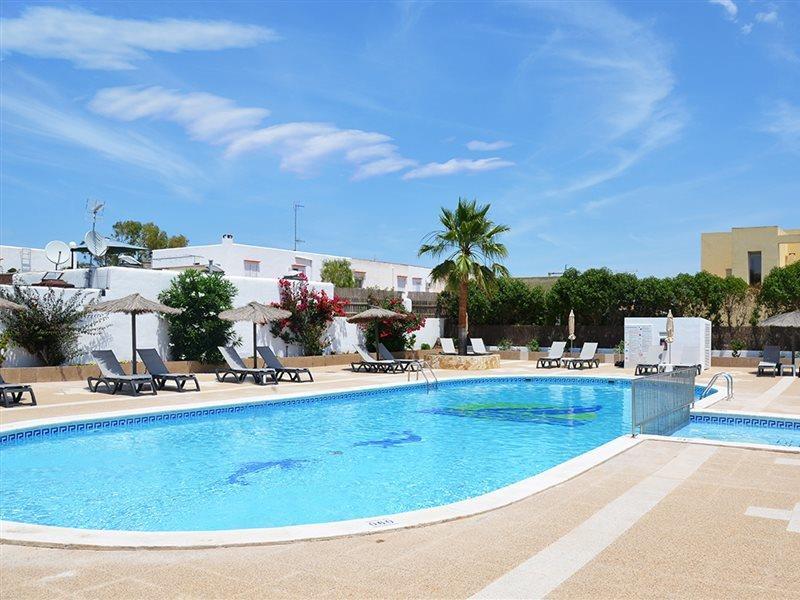 Hotel Apartamentos Vibra San Marino Сан-Антонио-Абад Экстерьер фото